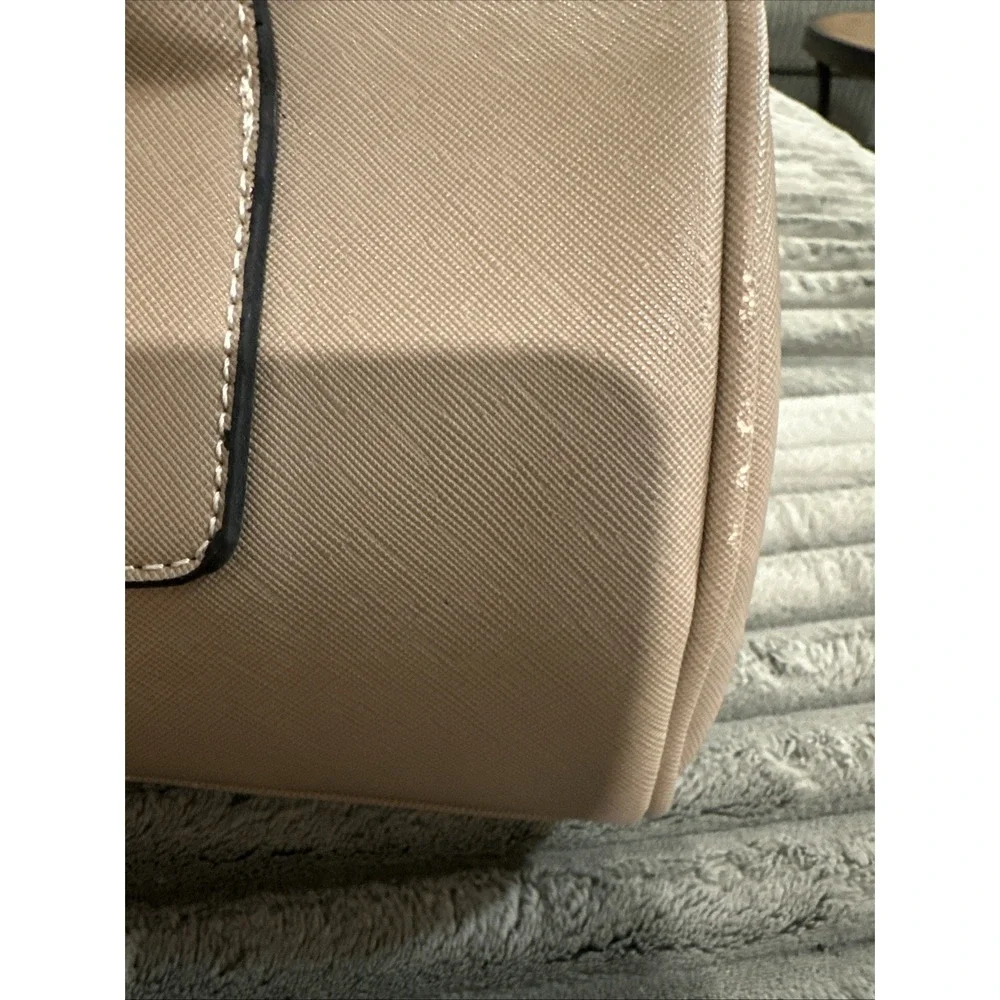 Moschino barrel tube